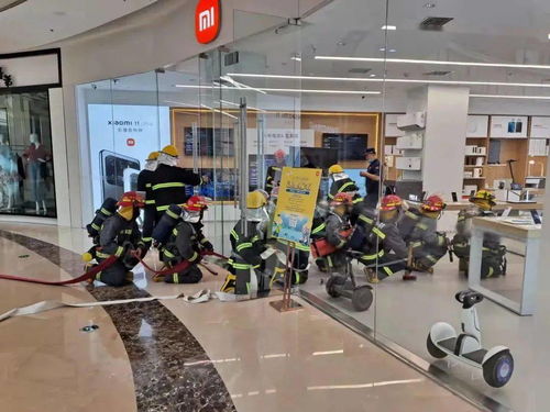 沈阳消防铁西大队开展大型商业综合体消防熟悉演练 筑牢安全防线